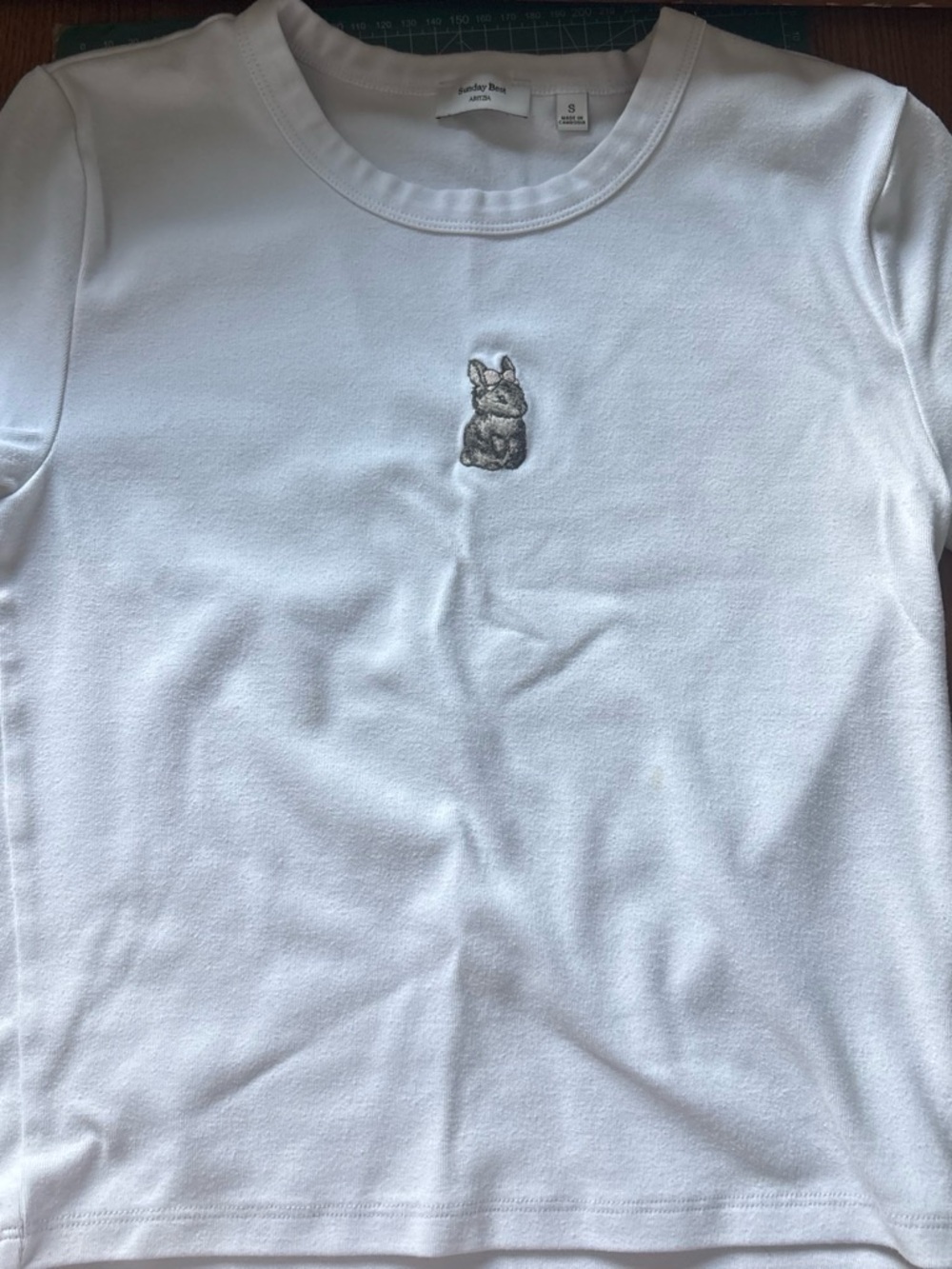 White Short Sleeve Tee with Embroidered Bunny - Size S